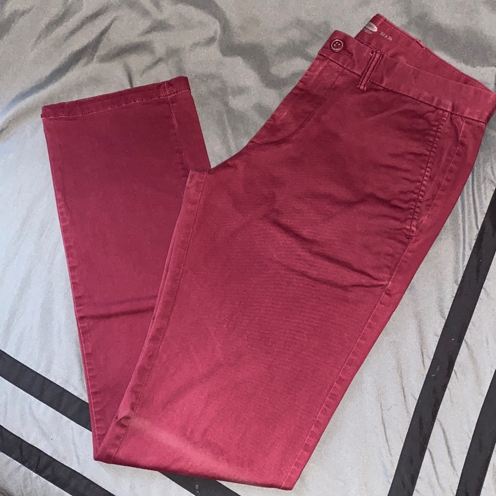 Old Navy Men's Chinos in Burgundy